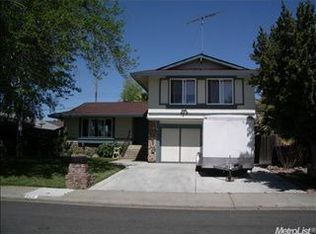 825 Regatta Dr, Sacramento, CA 95833