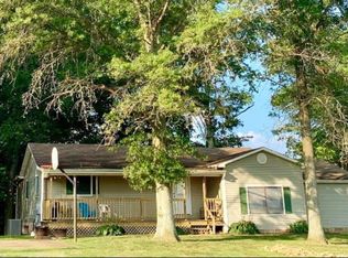 7084 Swallow Rd, Cannelton, IN 47520