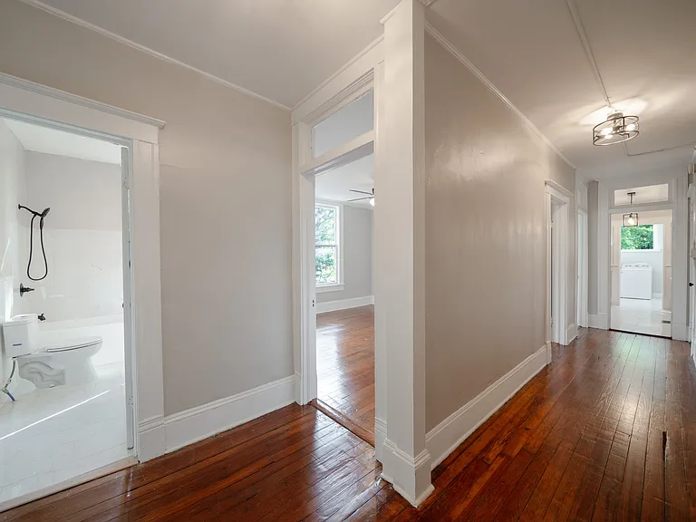 185 Clisby Pl — Photo 13