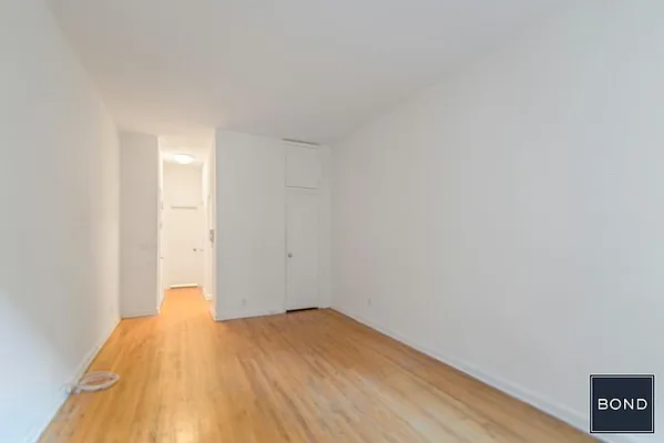 Rented by Bond New York | media 3