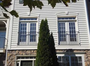 22956 Rose Quartz Sq, Ashburn, VA 20148