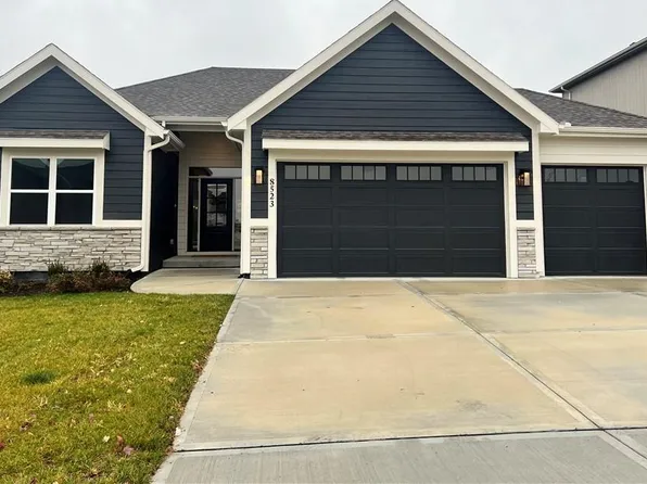 8523 Laramie St, De Soto, KS 66018