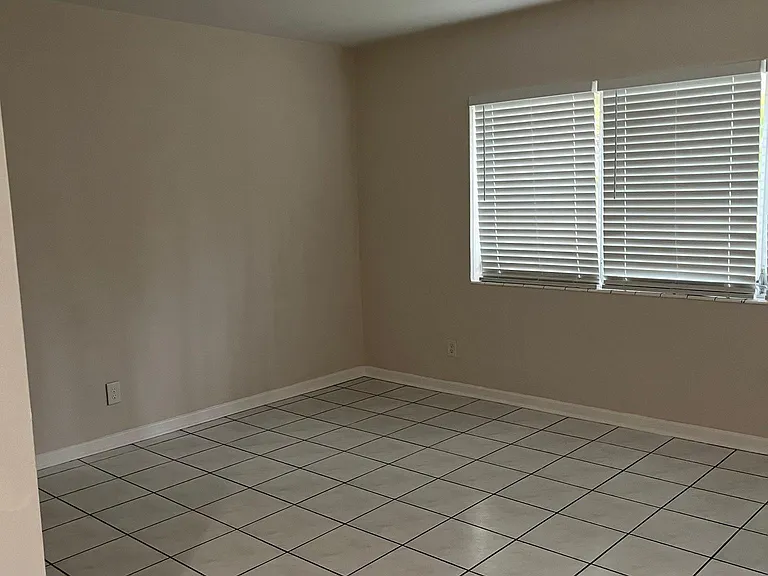 1256 S Alhambra Cir #1 — Photo 13