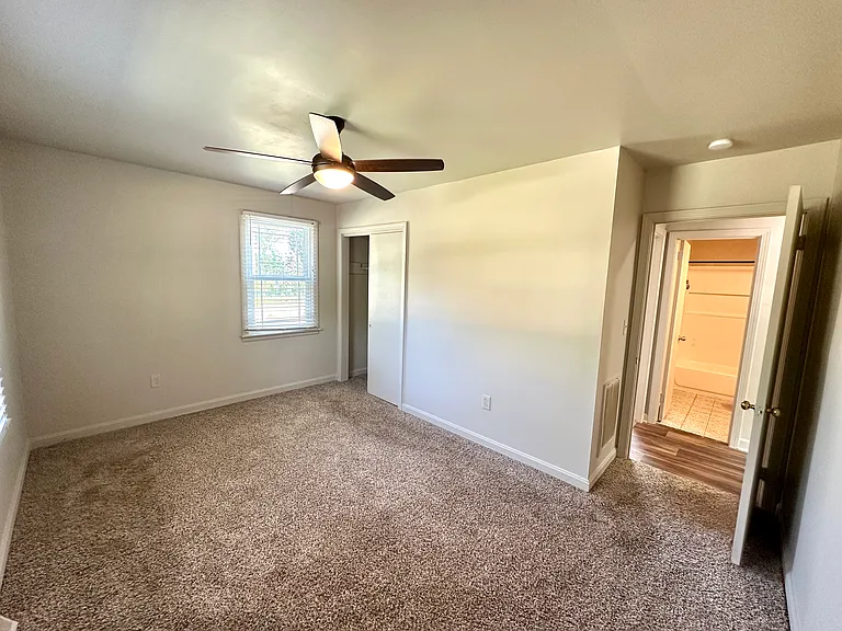 8 Green St — Photo 15