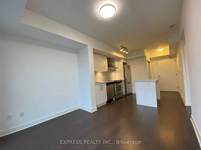 58 Orchard View Blvd #1601 — Photo 8