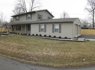 234 Greenbriar Rd, Hanover, IN 47243