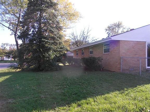 4th image of 5900 Cindy Dr