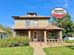 112 N Main St, Barnes, KS 66933