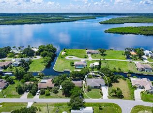 3290 Daytona Dr, Punta Gorda, FL 33983