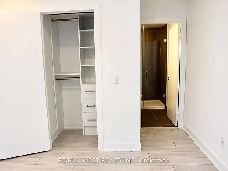 15 Mercer St #2504 — Photo 20