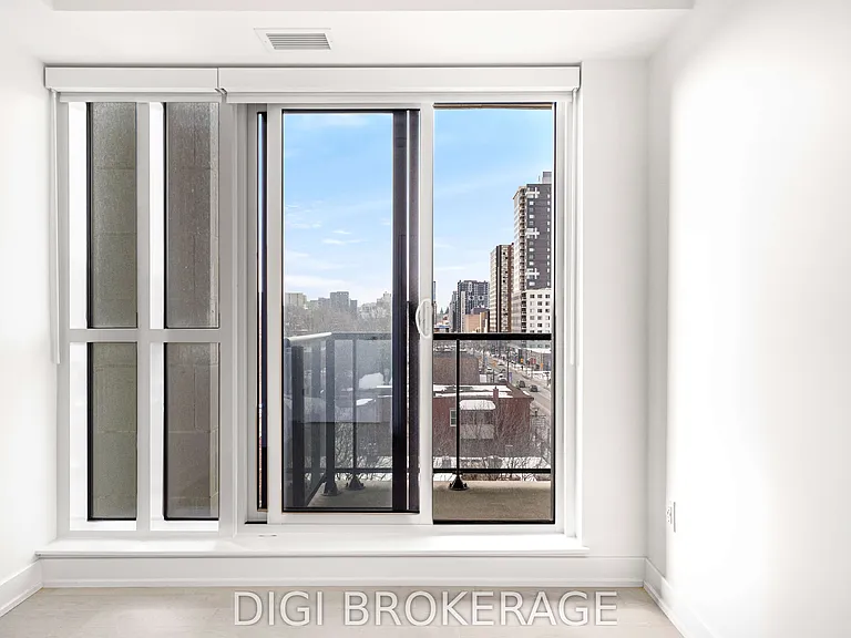 560 Rideau St #703 — Photo 23
