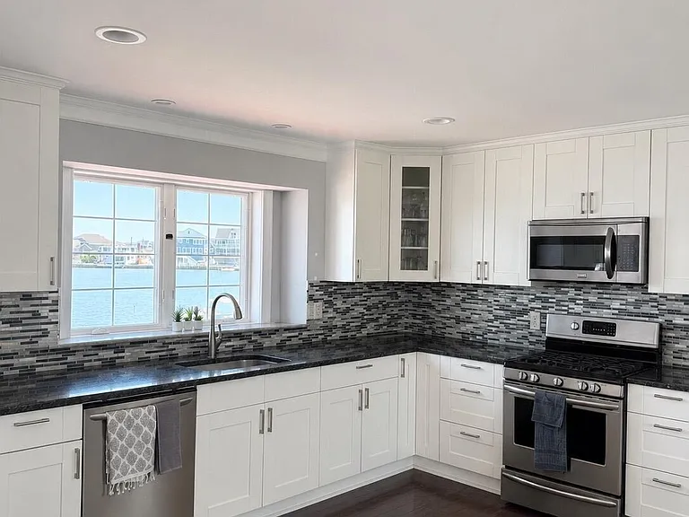 34 Harborside Dr E — Photo 7