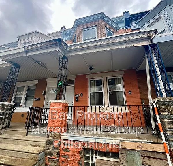 3253 Tampa St — Photo 2