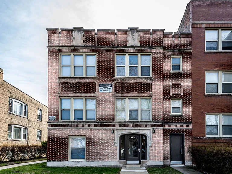 7145 S Indiana — Photo 8