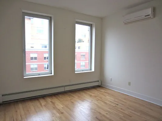 Rented by Bohemia Realty Group | media 37