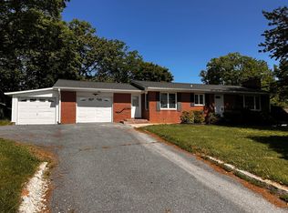 2224 Dennings Rd, New Windsor, MD 21776
