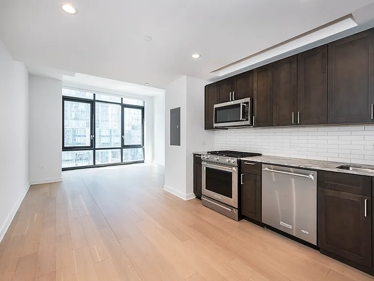 21 S End Ave #1909 — Photo 1