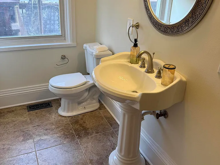 25 Monmouth Rd #3 — Photo 14