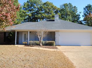8604 Cottonwood Dr E, Meridian, MS 39305