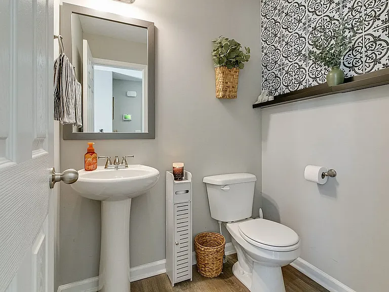 924 E Happy Hollow Dr — Photo 22