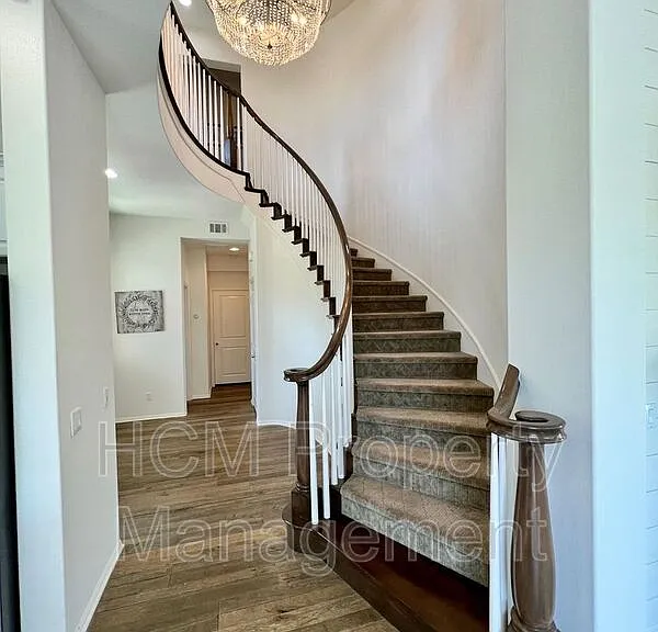 33 Maduro St — Photo 11