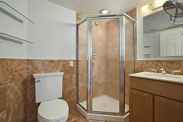 Rented by BLU Real Estate | media 22