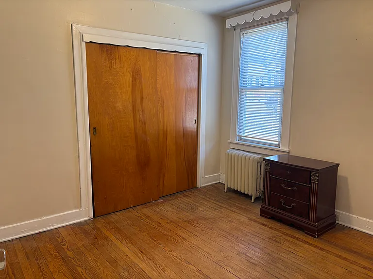 1400 Maple Ave #1 — Photo 9