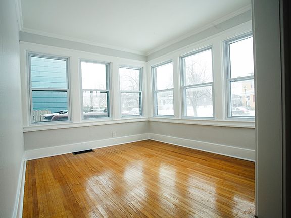 front sun room