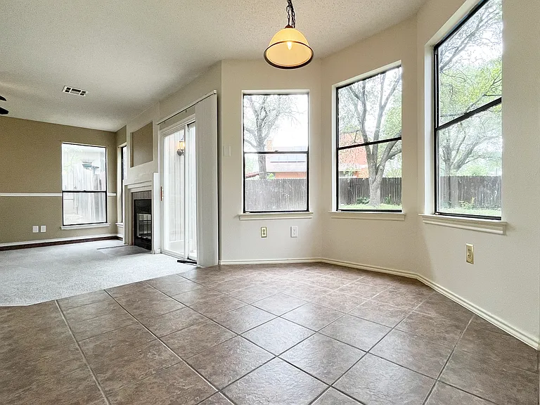 2100 Waterway Bnd — Photo 7