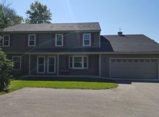 131 E Brown Deer Rd, Bayside, WI 53217