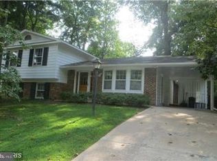 8711 Higdon Dr, Vienna, VA 22182