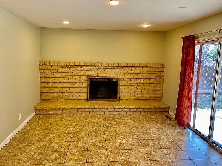 6515 N Orchard St — Photo 7