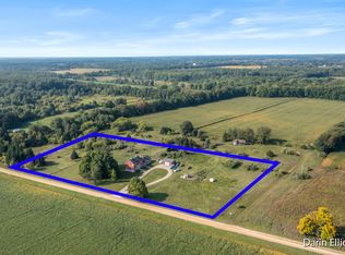 6105 Westbrook Rd, Ionia, MI 48846