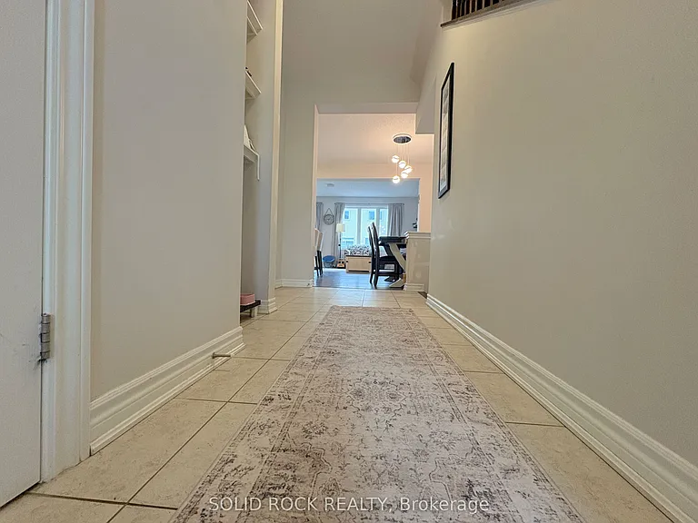 719 Derreen Ave — Photo 6