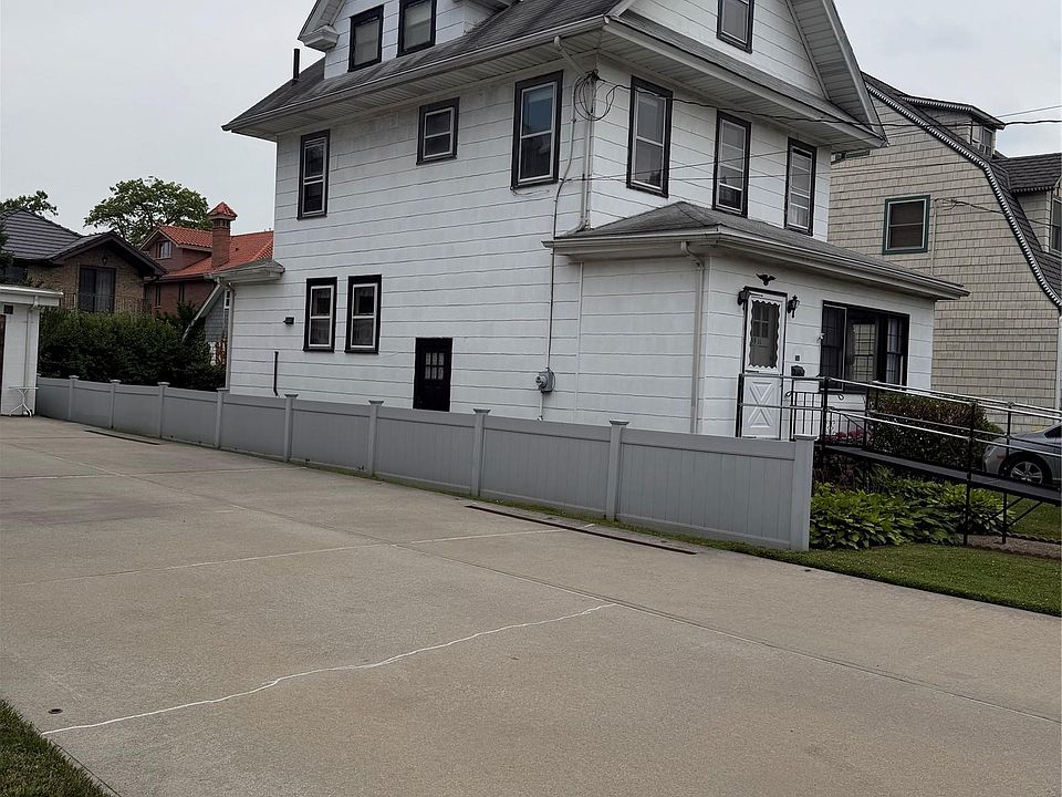1st image of 39-11 215th Street