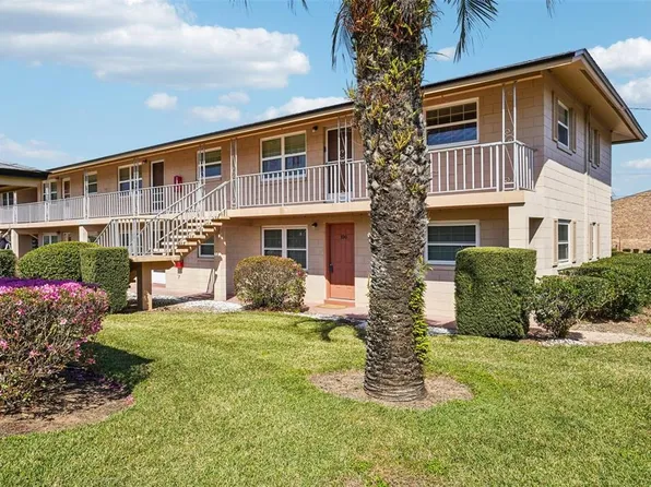 1100 E Caroline St APT 106, Tavares, FL 32778