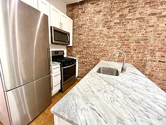 Rented by Arche Nest LLC