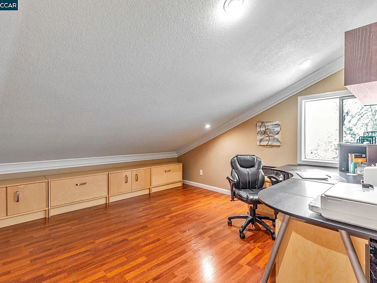 668 Sun Tree Ct — Photo 26