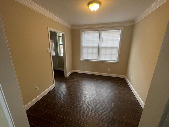 2nd image of 3479 Vineville Ave