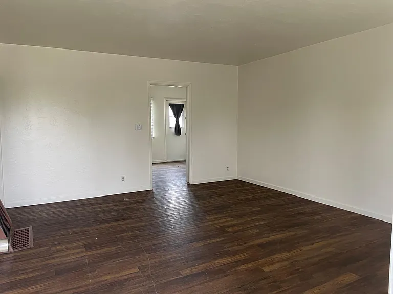 2613 Dina Way — Photo 2