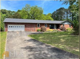 66 Danner Dr, Ellenwood, GA 30294