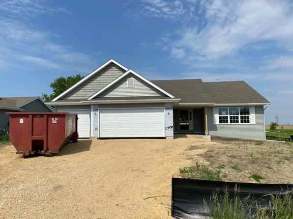 936 White Birch Ln, Davis Junction, IL 61020