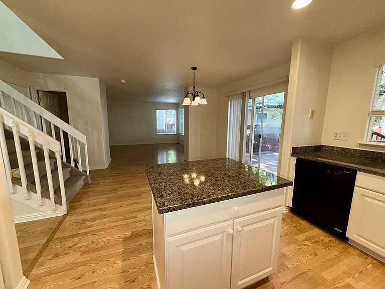 9200 E Kansas Pl — Photo 31