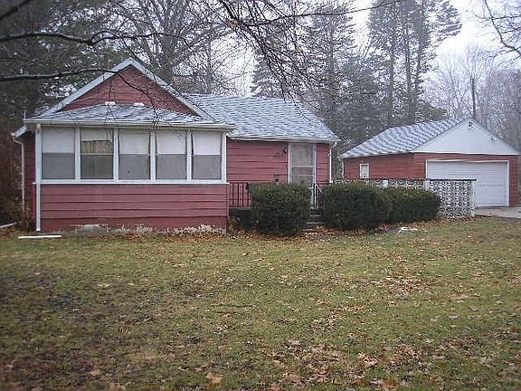 2nd image of 2926 Vinton Ave