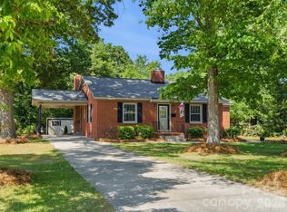 419 Knox St, Clover, SC 29710