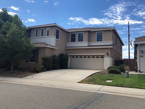 4th image of 1114 Montague Ln