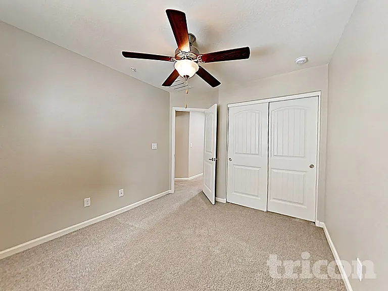 12541 W Hummingbird Ter — Photo 11