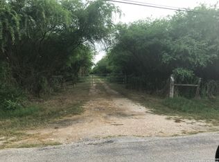 509 N Haeckerville Rd, Cibolo, TX 78108