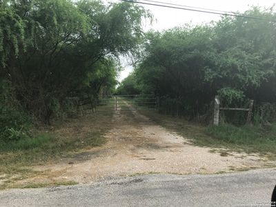 509 N Haeckerville Rd, Cibolo, TX, 78108