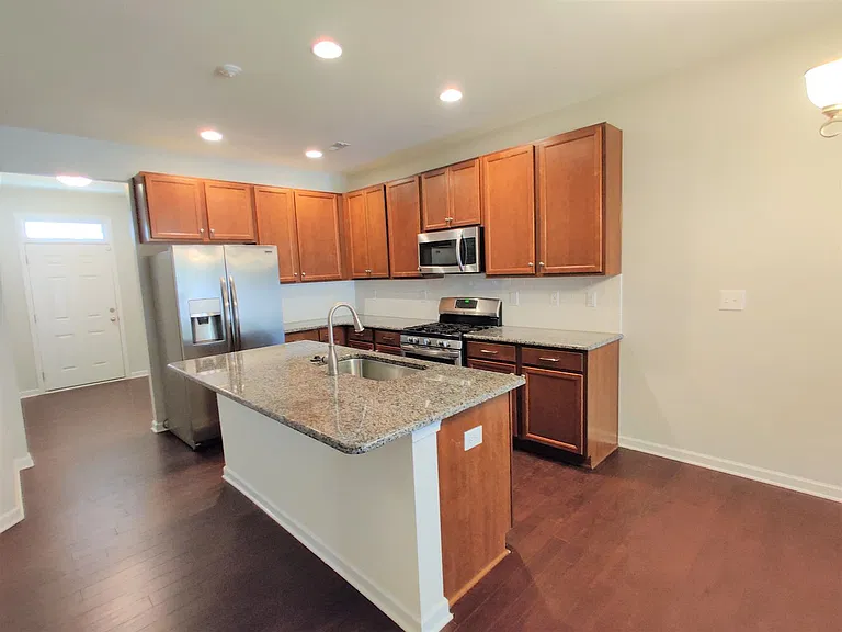 13423 Savannah Point Dr — Photo 3